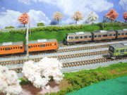 春の中央本線市ヶ谷駅