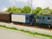 EF58形の荷物列車