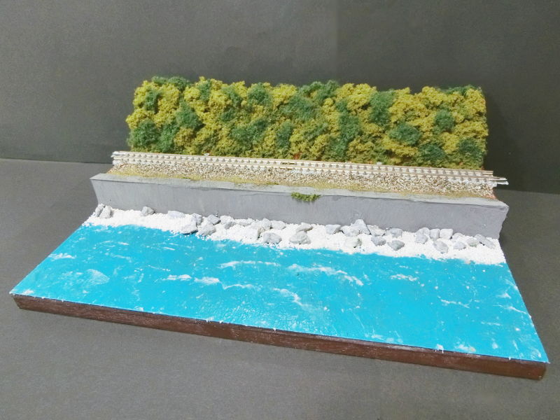 「JR予讃線・海岸寺駅付近」モジュール全景 「JR予讃線・海岸寺駅付近」モジュール全景