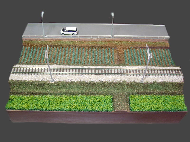 「築堤から離れた県道」モジュール全景 「築堤から離れた県道」モジュール全景