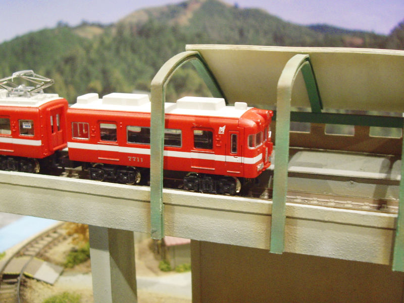 高架駅の様子 高架駅の様子