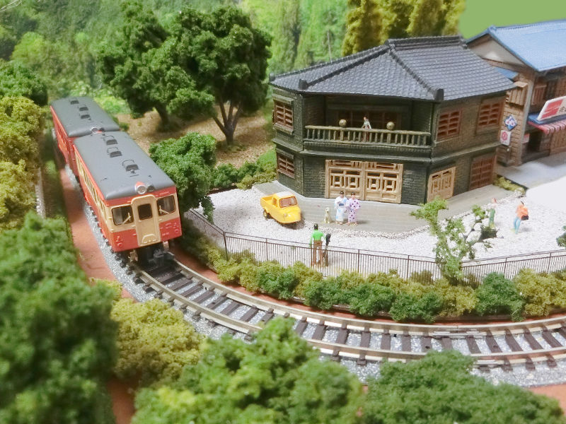 夏の観光地で浴衣で記念撮影 夏の観光地で浴衣で記念撮影