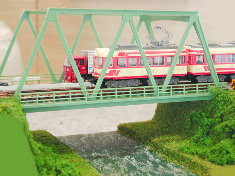 横から見た鉄橋 横から見た鉄橋