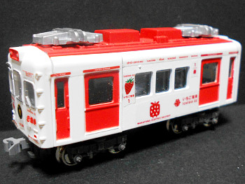 「和歌山電鐵2270系いちご電車」車両全体像 「和歌山電鐵2270系いちご電車」車両全体像