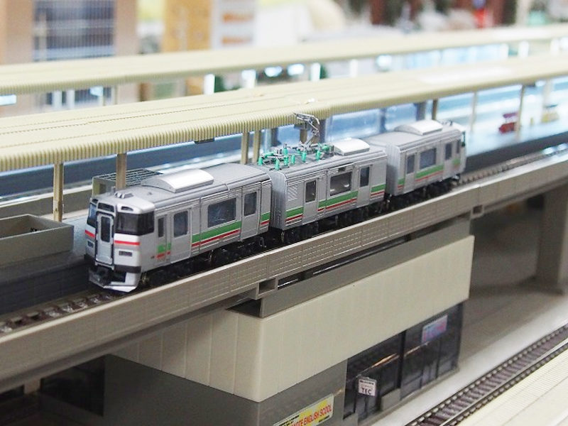 ボブの作品会場(第1)へ ボブの作品会場(第1)へ