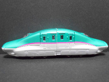 「JR東日本E5系はやぶさ」車両全体像 「JR東日本E5系はやぶさ」車両全体像