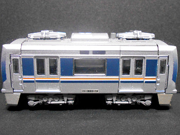 「JR西日本321系」車両全体像 「JR西日本321系」車両全体像