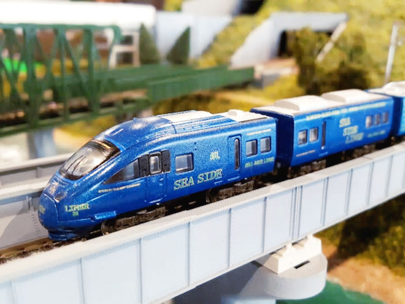 「JR九州キハ885系シーサイドライナー(ウソ電)」快走中! 「JR九州キハ885系シーサイドライナー(ウソ電)」快走中!