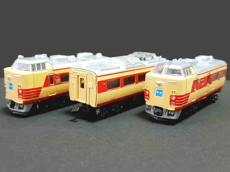 「JR九州485系有明」編成全体像 「JR九州485系有明」編成全体像