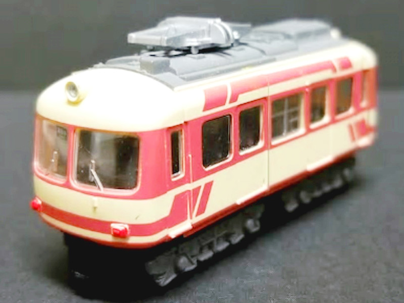 「長野電鉄2000系(新塗装)」車両全体像 「長野電鉄2000系(新塗装)」車両全体像