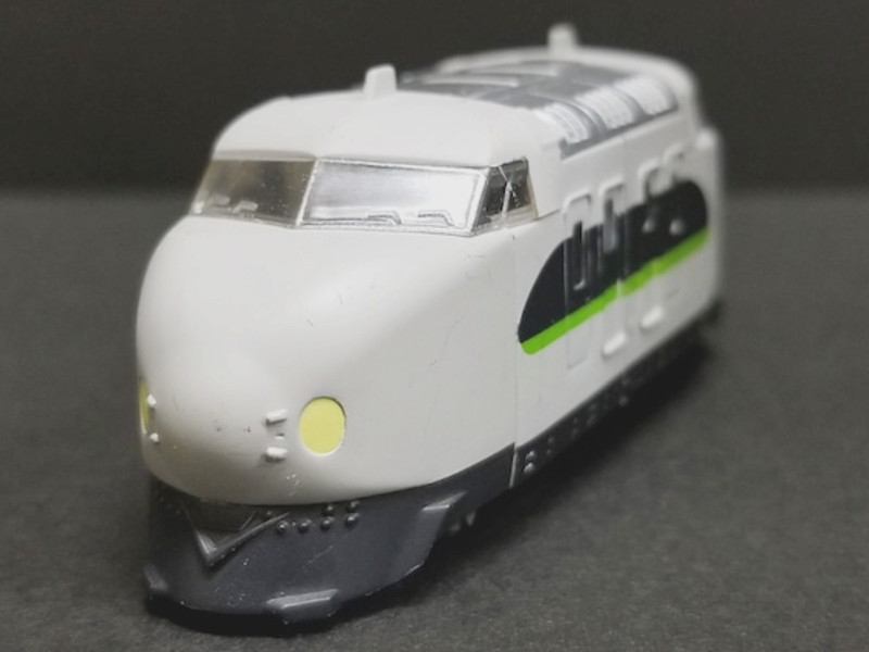 「JR西日本0系フレッシュグリーン」車両全体像 「JR西日本0系フレッシュグリーン」車両全体像