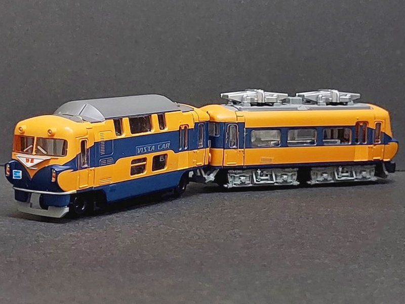 「近鉄10100系Vista Car」編成全体像 「近鉄10100系Vista Car」編成全体像