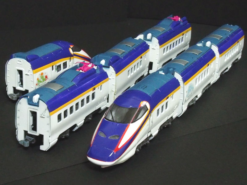 「JR東日本E3系つばさ」編成全体像 「JR東日本E3系つばさ」編成全体像