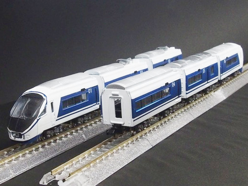 「小田急ロマンスカーMSEあさぎり(ウソ電)」編成全体像 「小田急ロマンスカーMSEあさぎり(ウソ電)」編成全体像