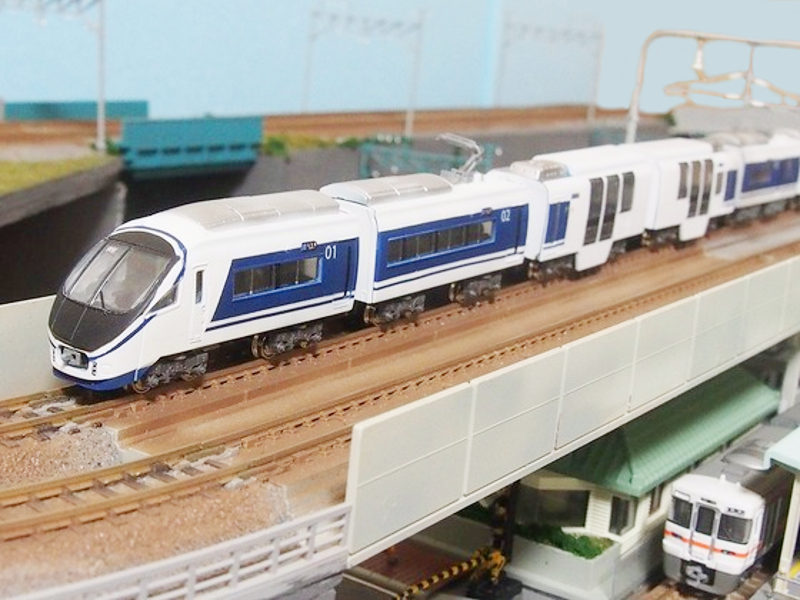 「小田急ロマンスカーMSEあさぎり(ウソ電)」編成全体像 「小田急ロマンスカーMSEあさぎり(ウソ電)」編成全体像