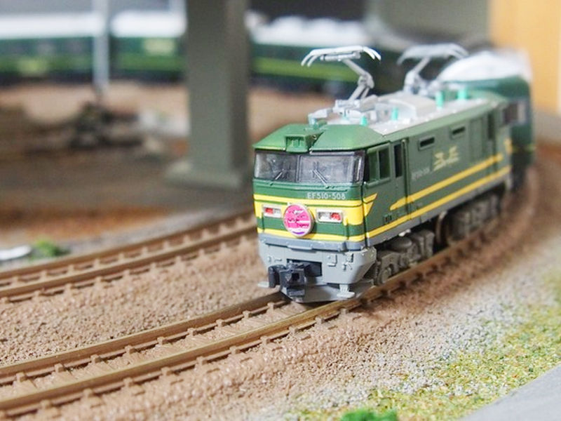 カッチョエェ~♪ カッチョエェ~♪