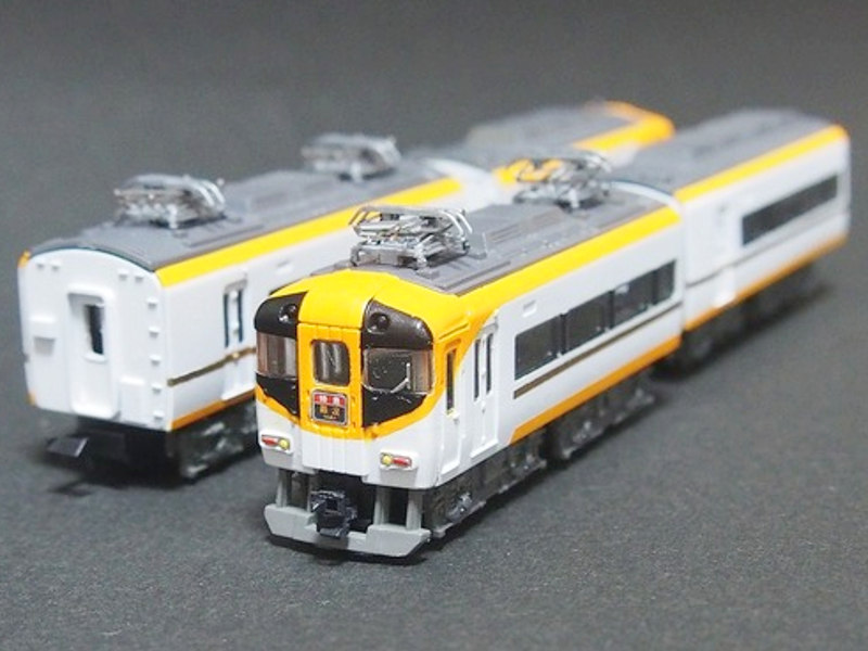 「近畿日本鉄道12400系新塗色」編成全体像 「近畿日本鉄道12400系新塗色」編成全体像