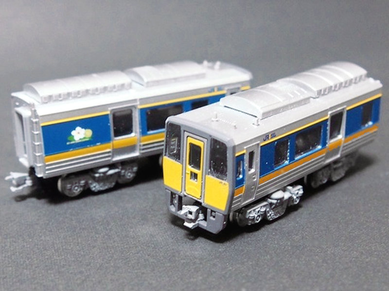 「JR西日本キハ187形」編成全体像 「JR西日本キハ187形」編成全体像