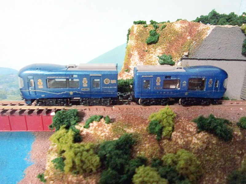 「京丹後鉄道KTR8000形丹後の海」編成全体像 「京丹後鉄道KTR8000形丹後の海」編成全体像