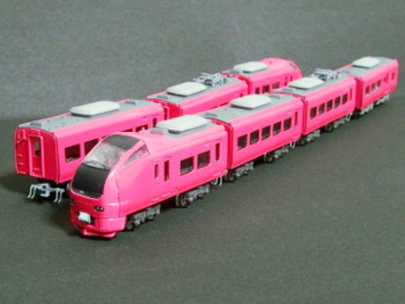 「JR東日本E653系いなほ・ハマナス色」編成全体像 「JR東日本E653系いなほ・ハマナス色」編成全体像