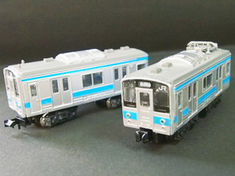 「JR四国121系」編成全体像 「JR四国121系」編成全体像