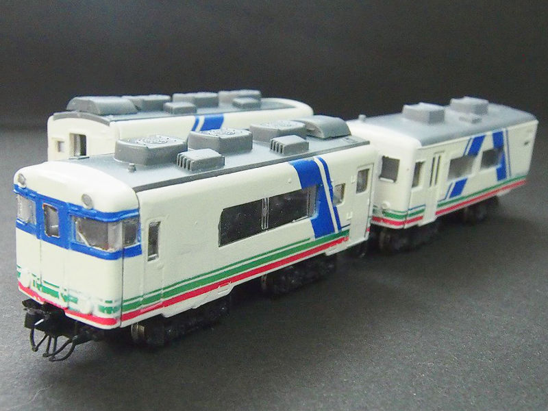 「JR西日本セイシェル」編成全体像 「JR西日本セイシェル」編成全体像