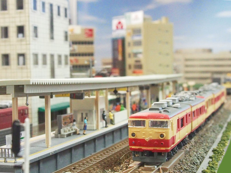 駅で待機 駅で待機