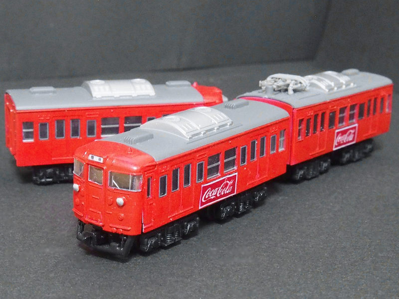 「しなの鉄道115系コカ・コーラ電車」編成全体像 「しなの鉄道115系コカ・コーラ電車」編成全体像