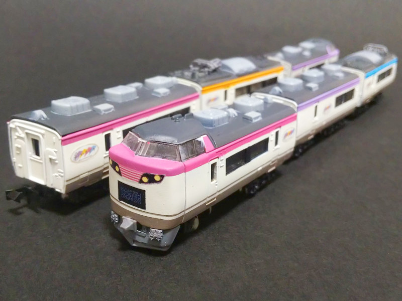 「JR東日本485系彩」編成全体像 「JR東日本485系彩」編成全体像