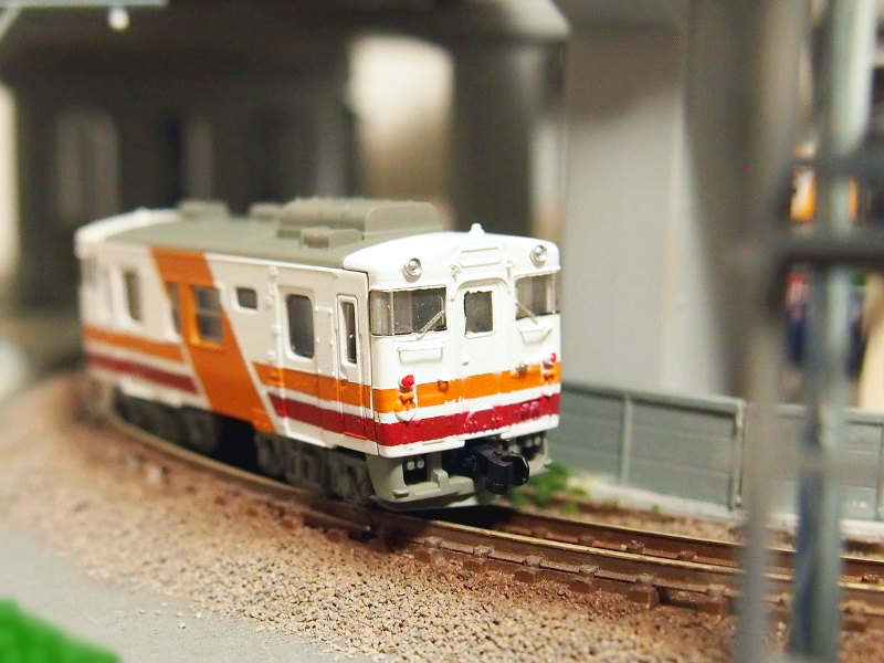 「JR東日本キハ40形旧五能線色」車両全体像 「JR東日本キハ40形旧五能線色」車両全体像