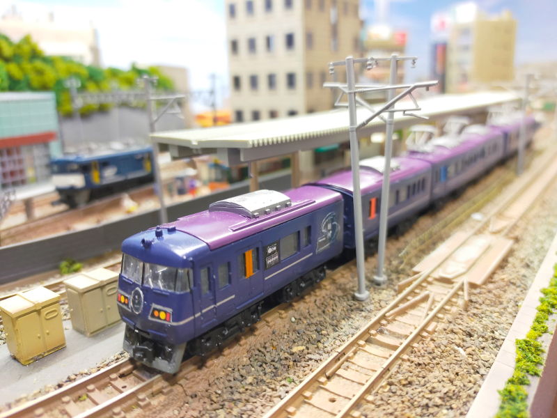 「JR西日本117系WEST EXPRESS 銀河」編成全体像 「JR西日本117系WEST EXPRESS 銀河」編成全体像