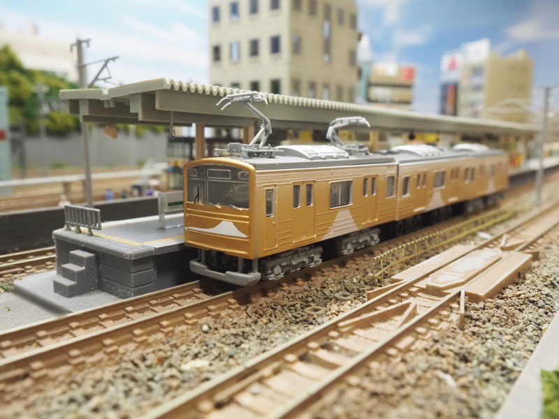 「富士急行6000系開業90周年記念」編成全体像 「富士急行6000系開業90周年記念」編成全体像