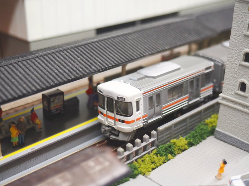 「JR東海キハ25形」編成全体像 「JR東海キハ25形」編成全体像