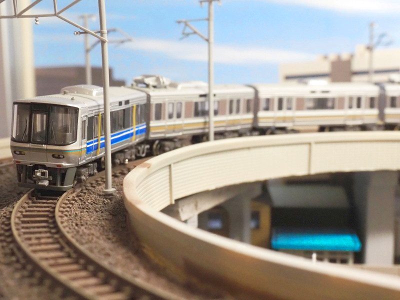 「JR西日本223系1000番台Aシート」編成全体像 「JR西日本223系1000番台Aシート」編成全体像