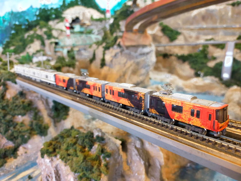 「JR西日本223系6000番台森の京都QRトレイン」編成全体像 「JR西日本223系6000番台森の京都QRトレイン」編成全体像