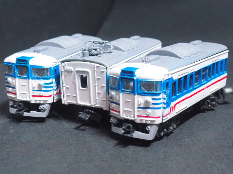 「JR東日本115系1次新潟色」編成全体像 「JR東日本115系1次新潟色」編成全体像