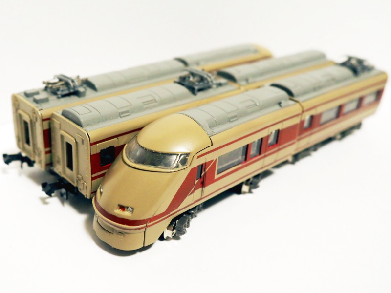 「東武鉄道100系DRC色」編成全体像 「東武鉄道100系DRC色」編成全体像