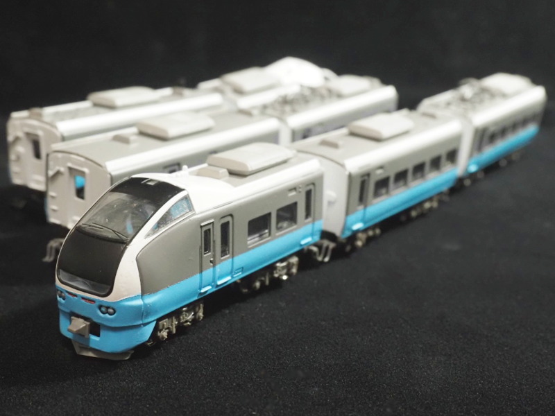 「JR東日本E653系水色」編成全体像 「JR東日本E653系水色」編成全体像