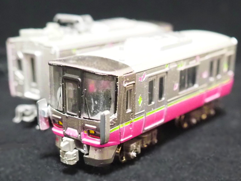 「ハピラインふくい521系」編成全体像 「ハピラインふくい521系」編成全体像