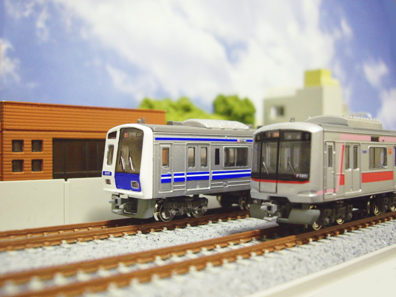 東急東横線「学芸大学」駅付近にて 東急東横線「学芸大学」駅付近にて