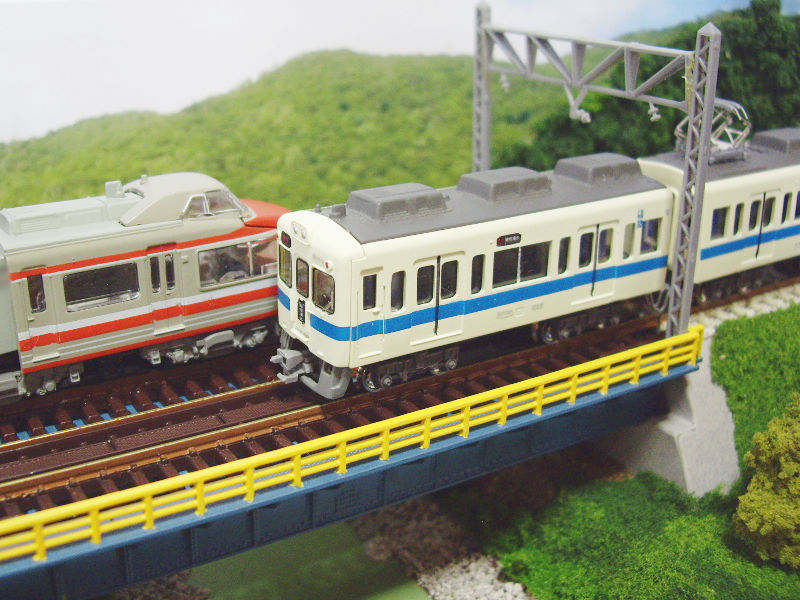 小田急線「渋沢~新松田」駅間にて 小田急線「渋沢~新松田」駅間にて