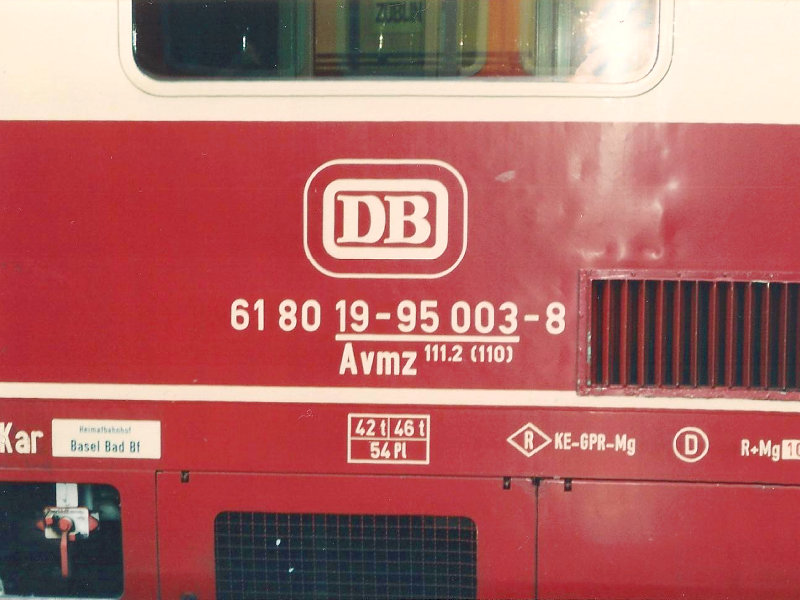 「DB Avmz111(実車)」車体側面の標記 「DB Avmz111(実車)」車体側面の標記