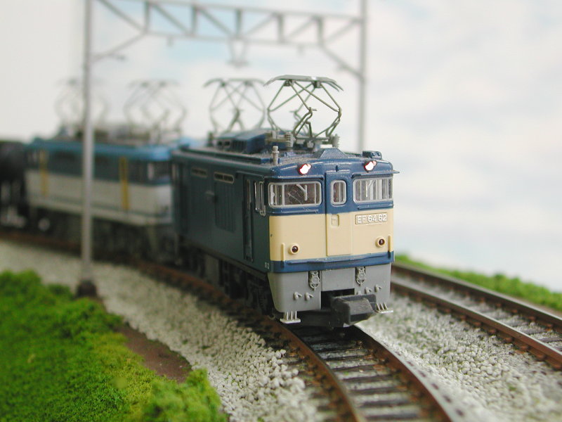 EF64のライト点灯中! EF64のライト点灯中!