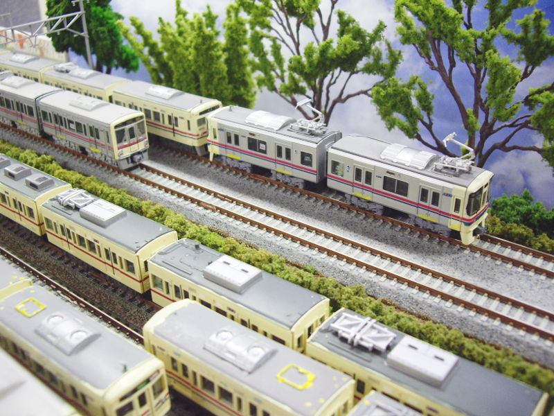 10両編成の先頭に… 10両編成の先頭に…