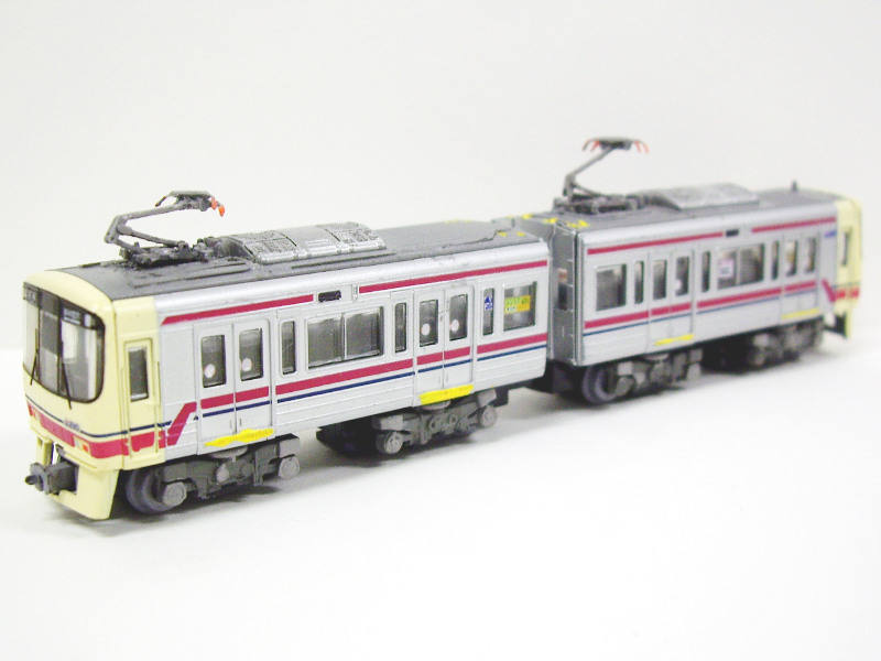 「京王電鉄8000系40番台(ウソ電)」編成全体像 「京王電鉄8000系40番台(ウソ電)」編成全体像