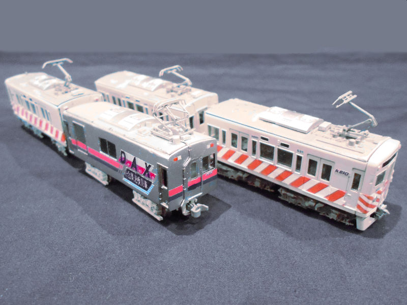 「京王電鉄デワ600形+クヤ900形」編成全体像 「京王電鉄デワ600形+クヤ900形」編成全体像