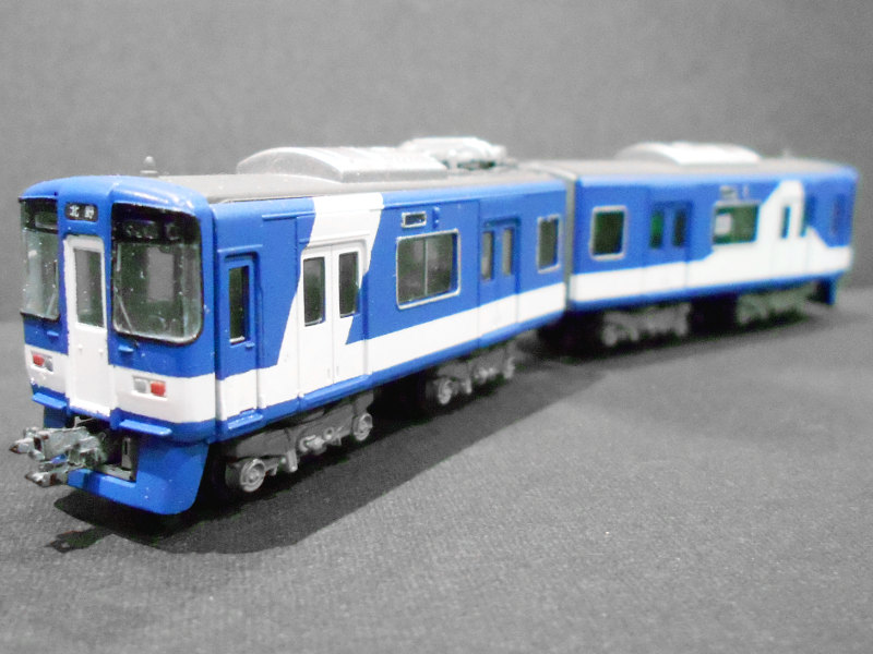 「富士急行9000系(ウソ電)」車両全体像 「富士急行9000系(ウソ電)」車両全体像