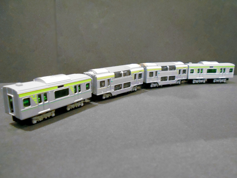 「東京都交通局10-300形2階建て車両(ウソ電)」車両全体像 「東京都交通局10-300形2階建て車両(ウソ電)」車両全体像