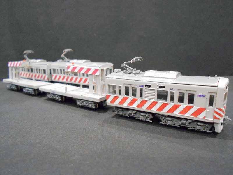 「京王電鉄デワ600形+チキ290形」編成全体像 「京王電鉄デワ600形+チキ290形」編成全体像