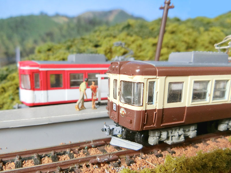 のんびりと上下列車交換待ち のんびりと上下列車交換待ち